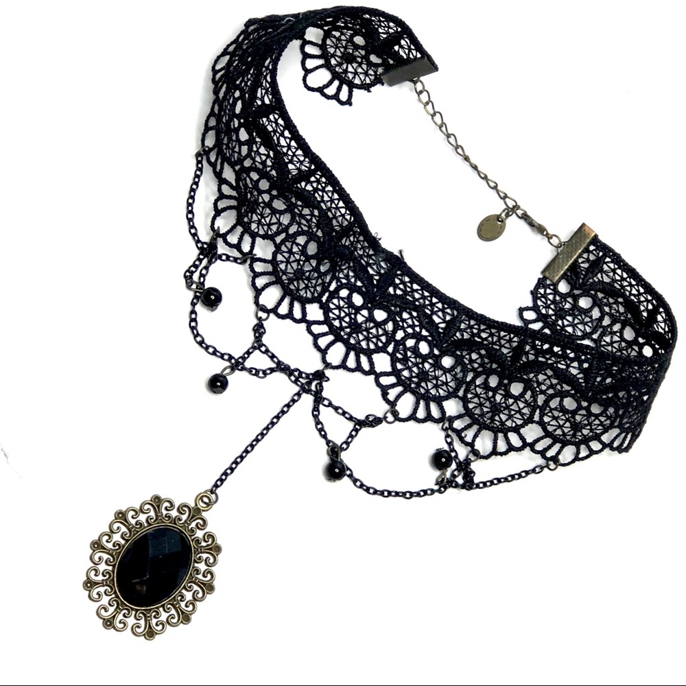 Stunning Handmade Lace Choker